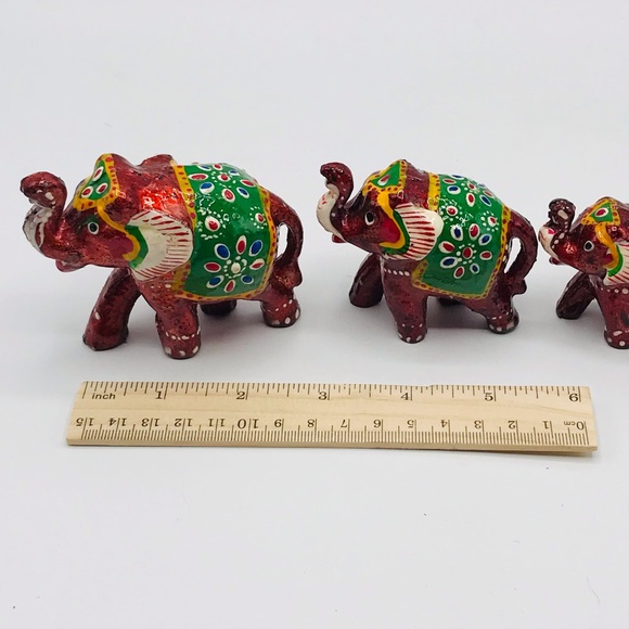 Good Luck Elephant parade 5 enumal graduated elephant figures. - Picture 6 of 7